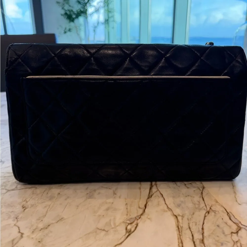 Chanel Quilted Lambskin Single Flap Shoulder Bag in Black with Gold Hardware